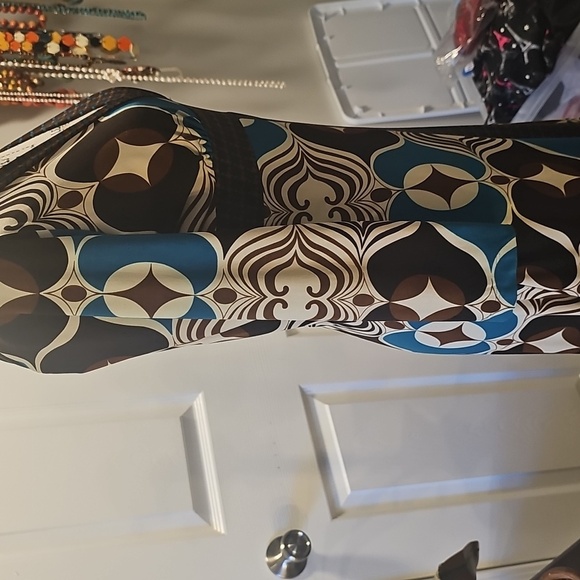 Enfocus Studio, V-Neck, Brown/Blue Print "Wrap" Fitted Dress, Women's Size 6 - Picture 3 of 12